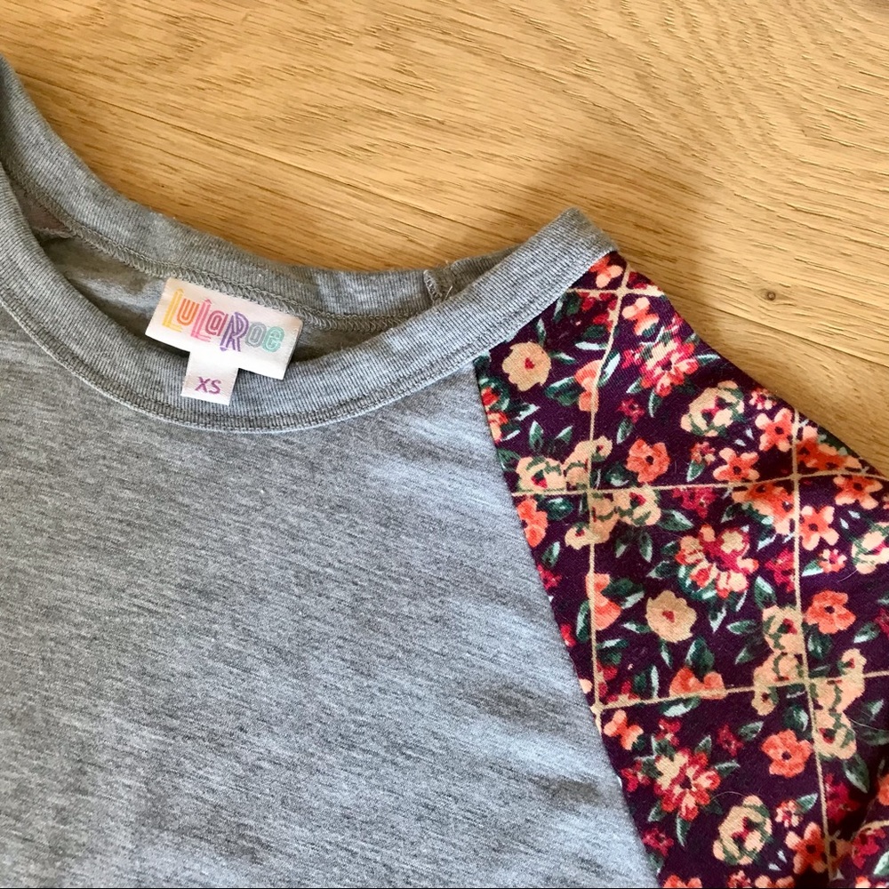 Lularoe quarter sleeve shirt XS
